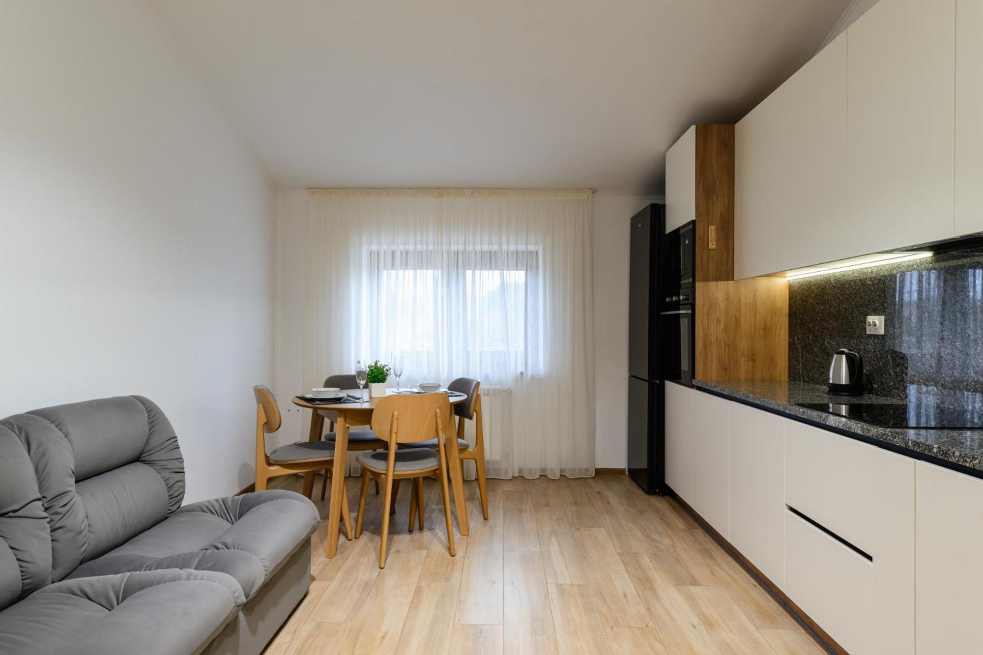 Luxury Apartments Uzhorod Kültér fotó