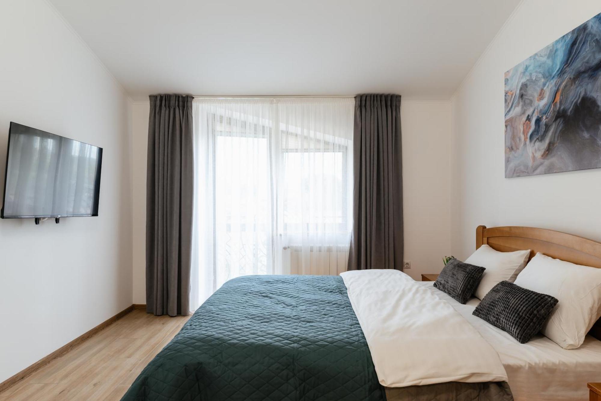 Luxury Apartments Uzhorod Kültér fotó