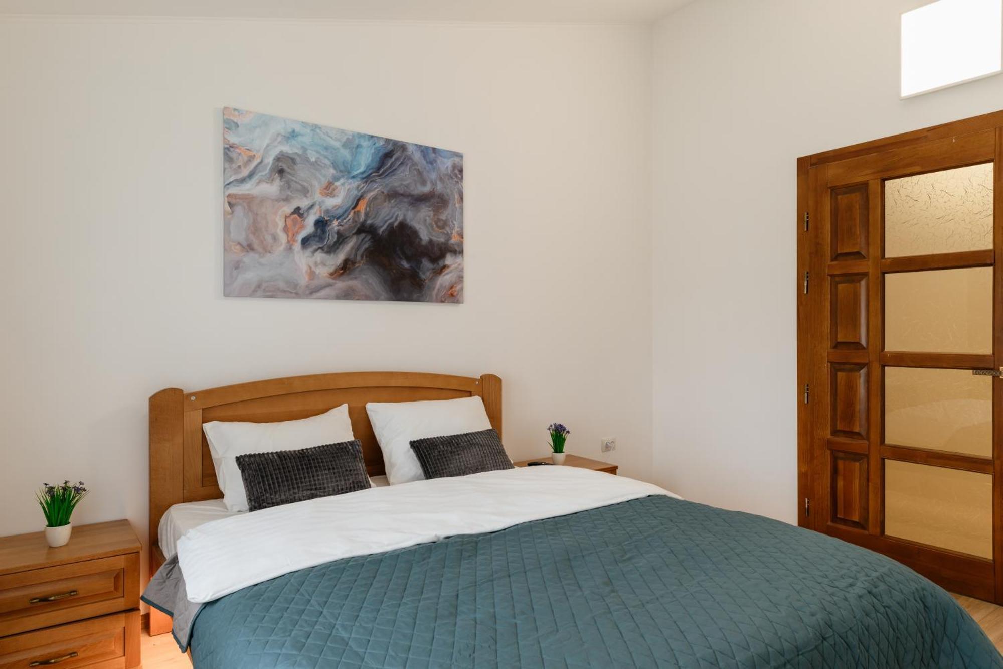 Luxury Apartments Uzhorod Kültér fotó