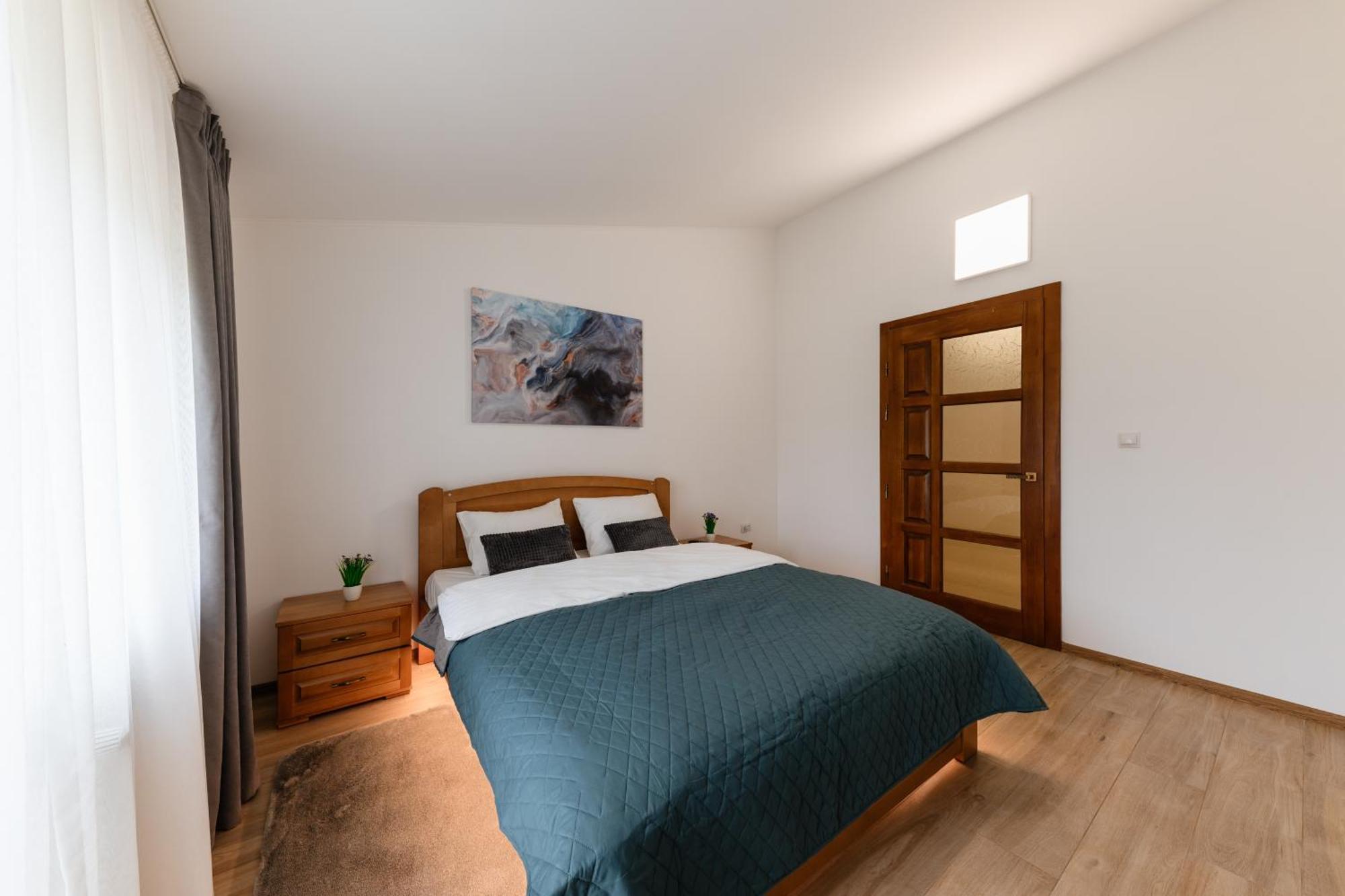 Luxury Apartments Uzhorod Kültér fotó
